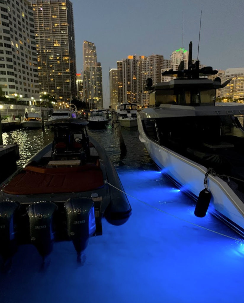 dock at vicecitymarina brickell miami